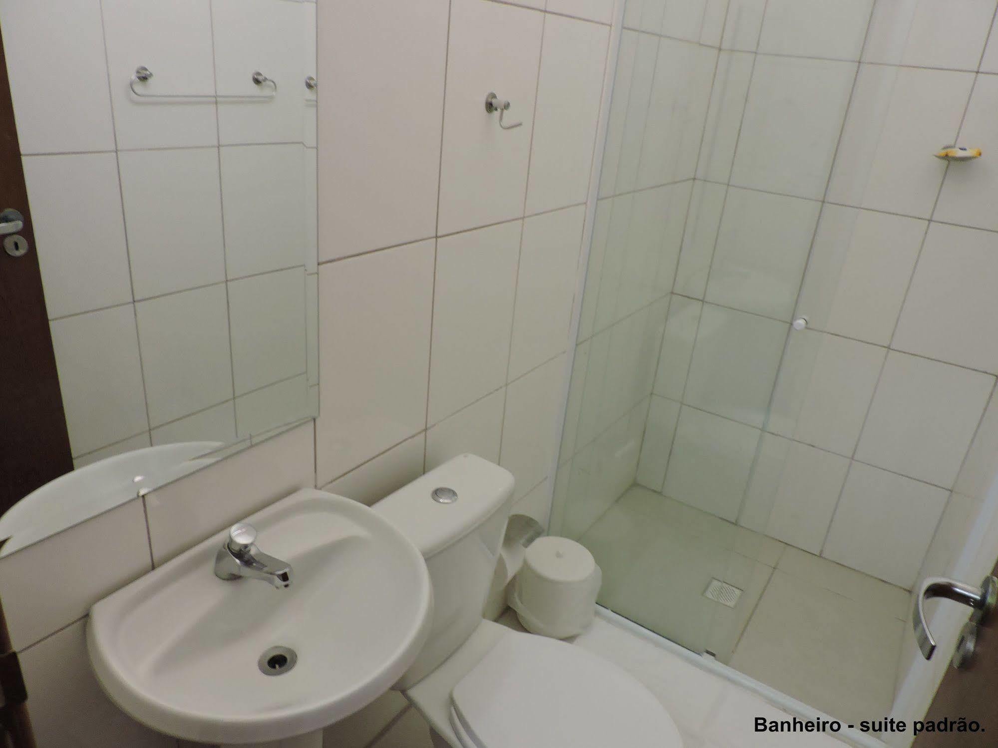 Consulado Praia Hotel กัวรูจา ภายนอก รูปภาพ
